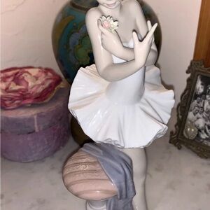 Lladro Ballerina ‘A Perfect Performance’